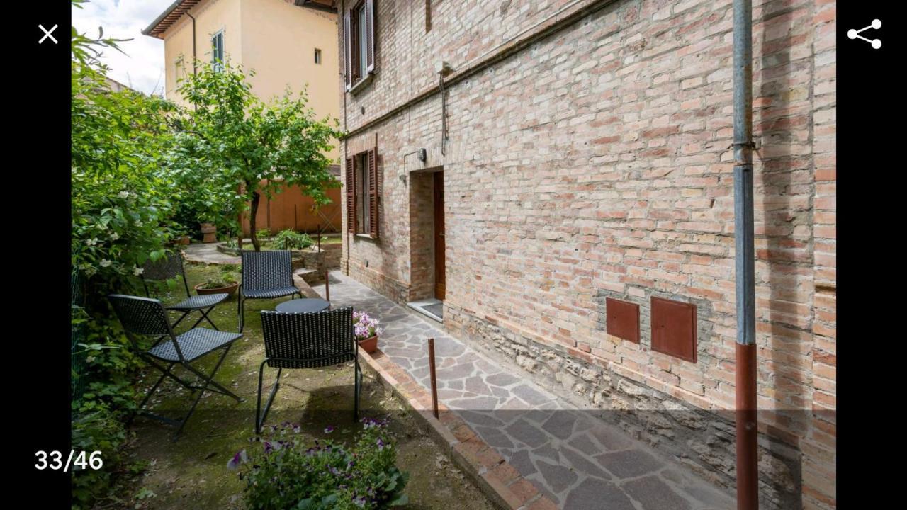 Via Del Toppo, 4 Perúgia Exterior foto